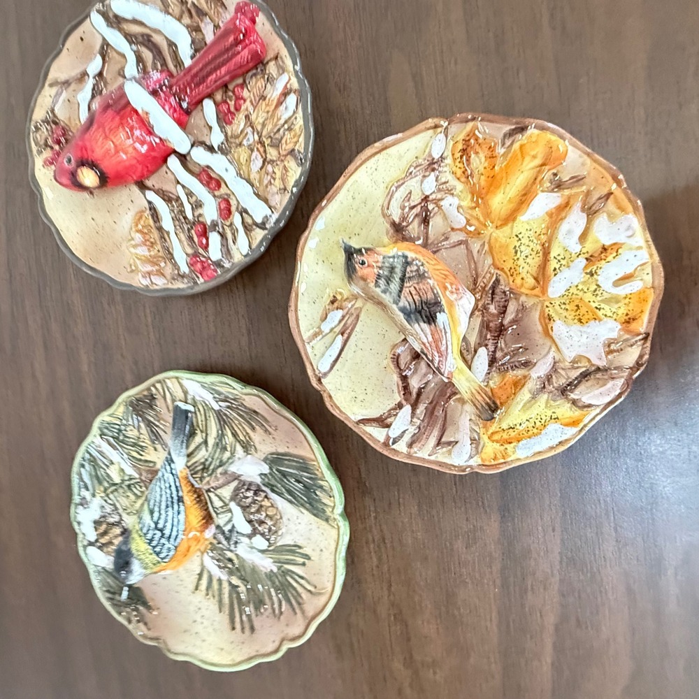 Ganz Set of 3 Ceramic Bird Wall Plates 3D Cardinal Chickadee Sparrow 4 Inch